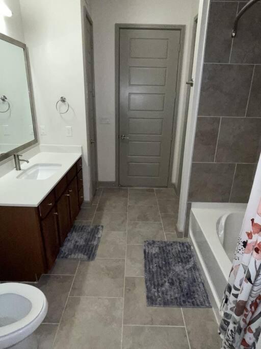 ヒューストンDowntown Living 1Br W/ Free Parking Garageアパートメント エクステリア 写真