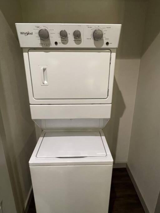 ヒューストンDowntown Living 1Br W/ Free Parking Garageアパートメント エクステリア 写真