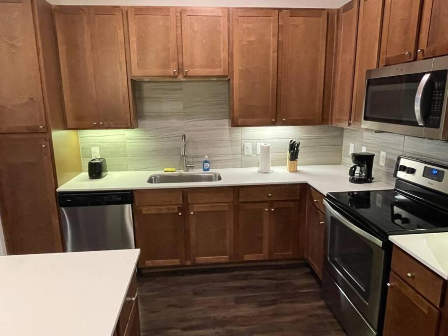 ヒューストンDowntown Living 1Br W/ Free Parking Garageアパートメント エクステリア 写真