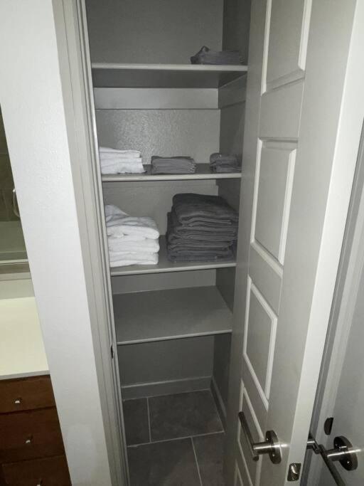 ヒューストンDowntown Living 1Br W/ Free Parking Garageアパートメント エクステリア 写真